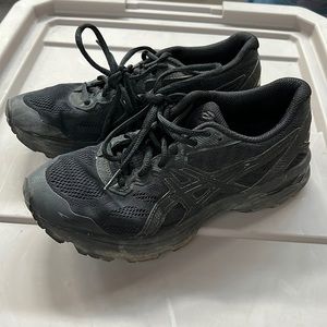 ASICS running woman shoes